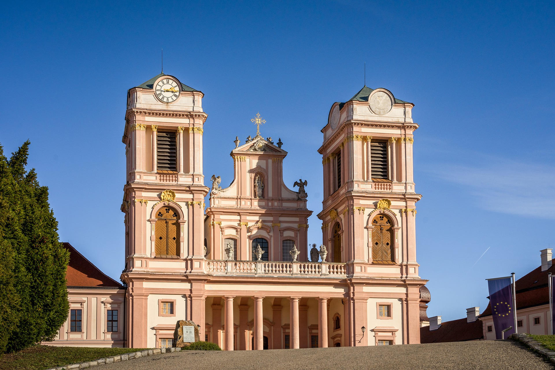 Frontalansicht von Stift Göttweig